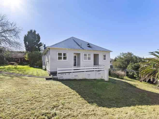 21 Kurahaupo Street, Orakei