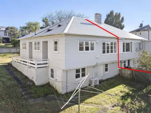 21 Kurahaupo Street, Orakei