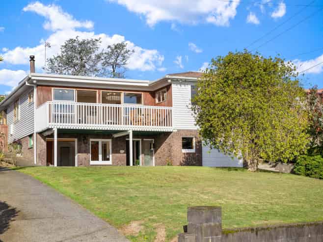 6 Eaton Road, Hillsborough