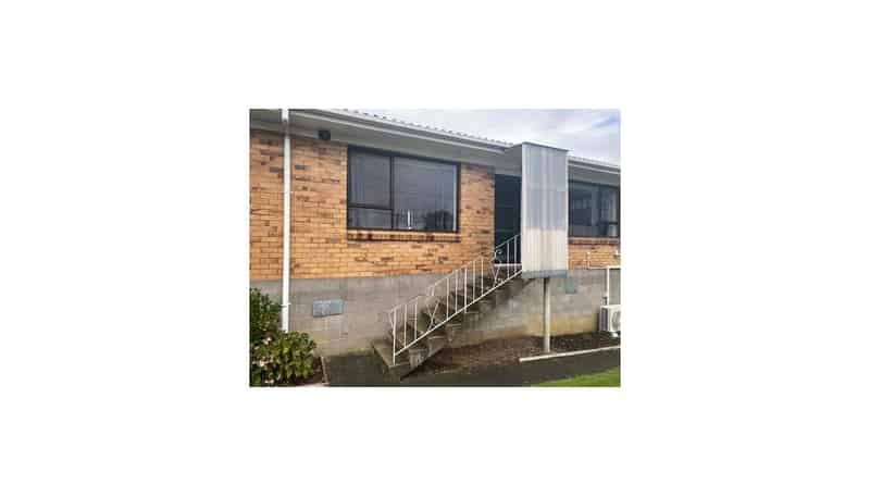 2/78 Jellicoe Road, Panmure
