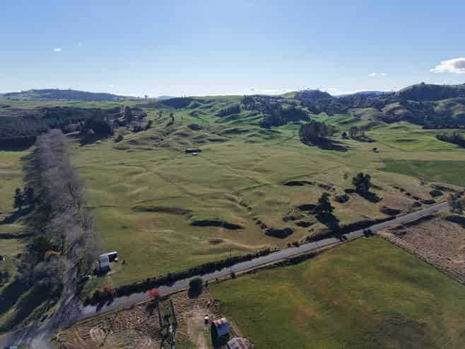 171 Tuhingamata Road and 38 Tangye Road, Oruanui