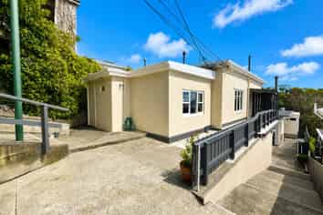 22 Dorking Rd, Brooklyn