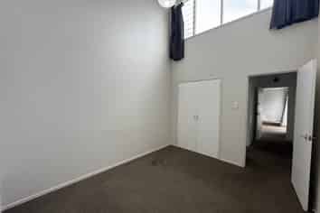 178 Broadway, Marton