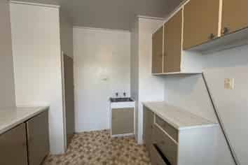 178 Broadway, Marton