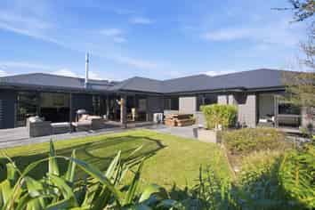 40 Cyrus Street, Whalers Gate