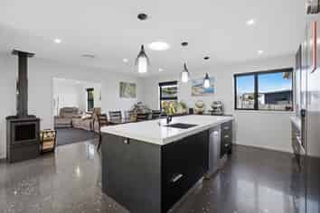 40 Cyrus Street, Whalers Gate