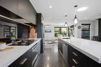 40 Cyrus Street, Whalers Gate