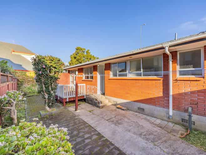2 Ferguson Avenue, Greenlane