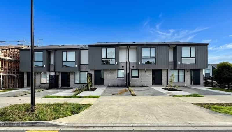 12 Paapaakiri Loop, Takanini