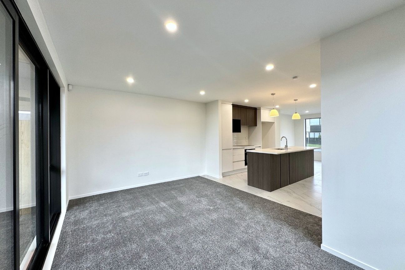 Takanini, 3 bedrooms - Meer