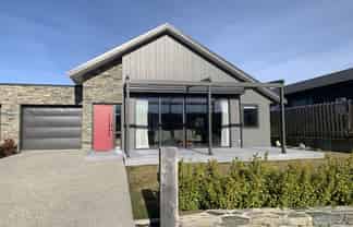 7b Lammermoor Street, Wanaka
