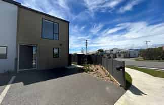 73 Pipi Place, Levin