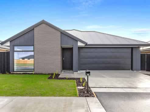 38 Greenslade Drive, Lincoln