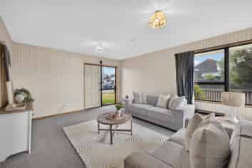 2/1 Spurway Place, Mairehau