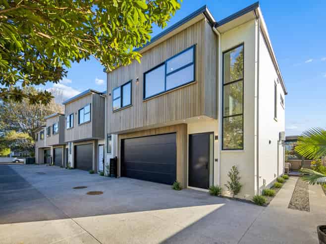 11D Acorn Street, Royal Oak