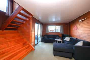 2/114 Harbour Tce, North Dunedin