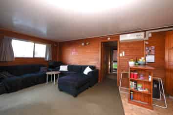 2/114 Harbour Tce, North Dunedin