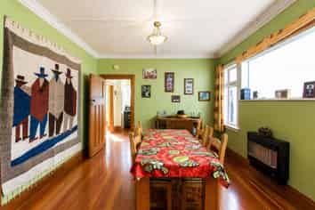 26 Homewood Crescent, Karori