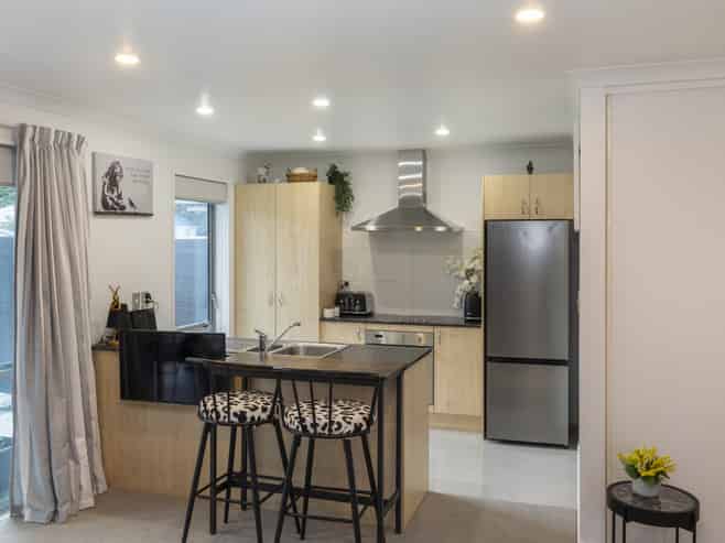 2/335 Main South Road, Hornby