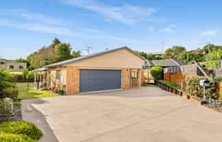51 Discovery Avenue, Welcome Bay