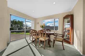 7 Amesbury Rise, Henderson