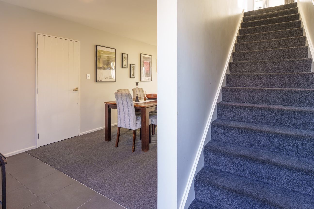 Close to the action - 3 bed, city pad with garage - Meer
