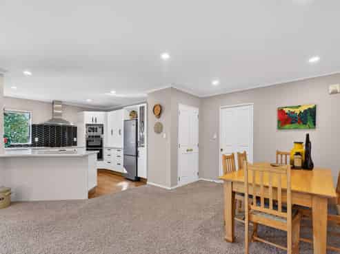 905 Rimu Street, Mahora