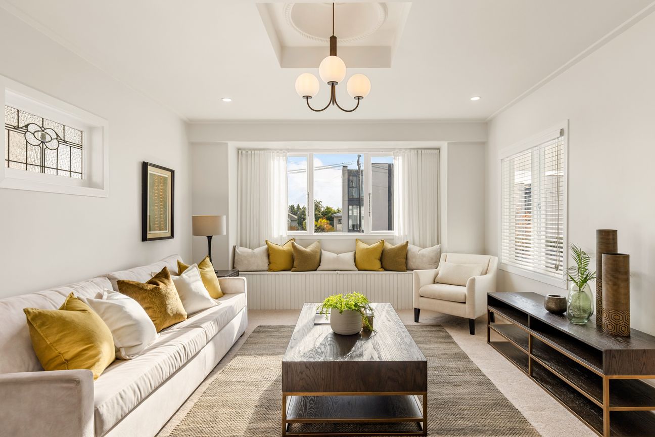 The Character. The Lifestyle. The Location. - Vista 3
