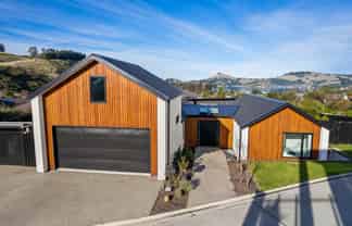 5 Goddard Way, Sawyers Bay