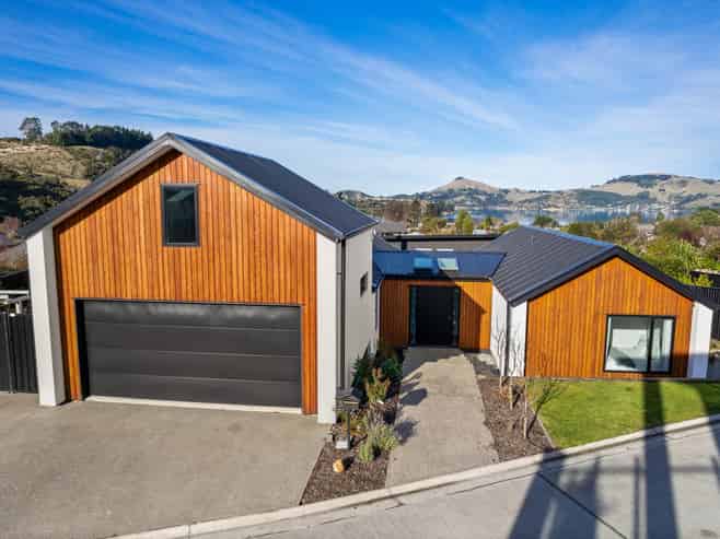 5 Goddard Way, Sawyers Bay