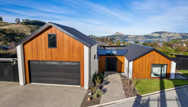 5 Goddard Way, Sawyers Bay