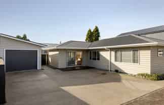 10A Queen Road, Bellevue