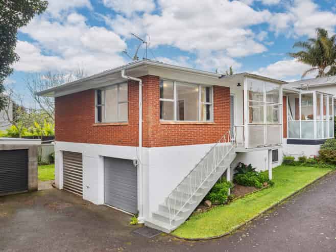 1/8A Allendale Road, Mount Albert