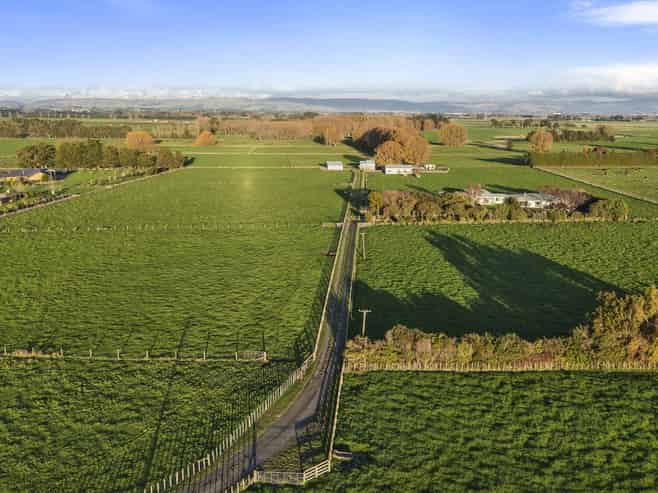 1204 Camerons Line, Aorangi