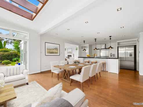 53 Greenhithe Road, Greenhithe