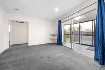 1/81A Carrington Avenue, Silverdale