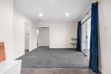 1/81A Carrington Avenue, Silverdale