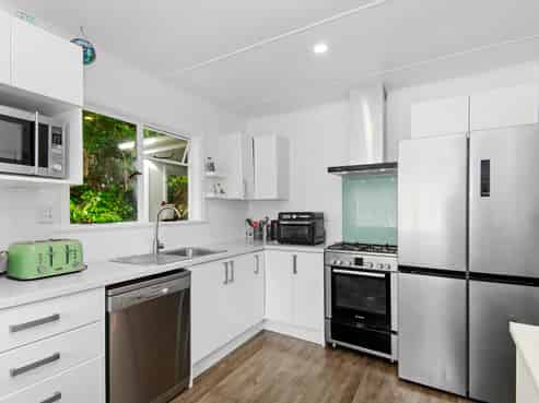 126 Hine Road, Wainuiomata