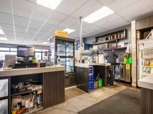 Split risk investment in prime location