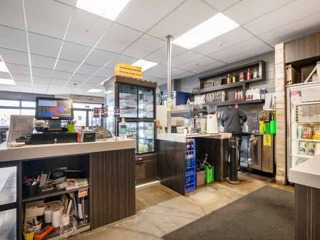 Split risk investment in prime location