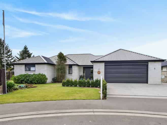 62 Graeme Foote Street, Darfield
