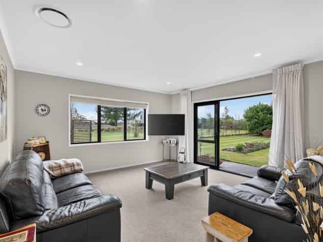 62 Graeme Foote Street, Darfield