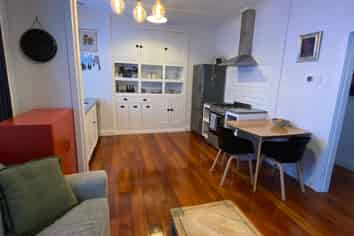 44 Faraday Street, Napier Hill