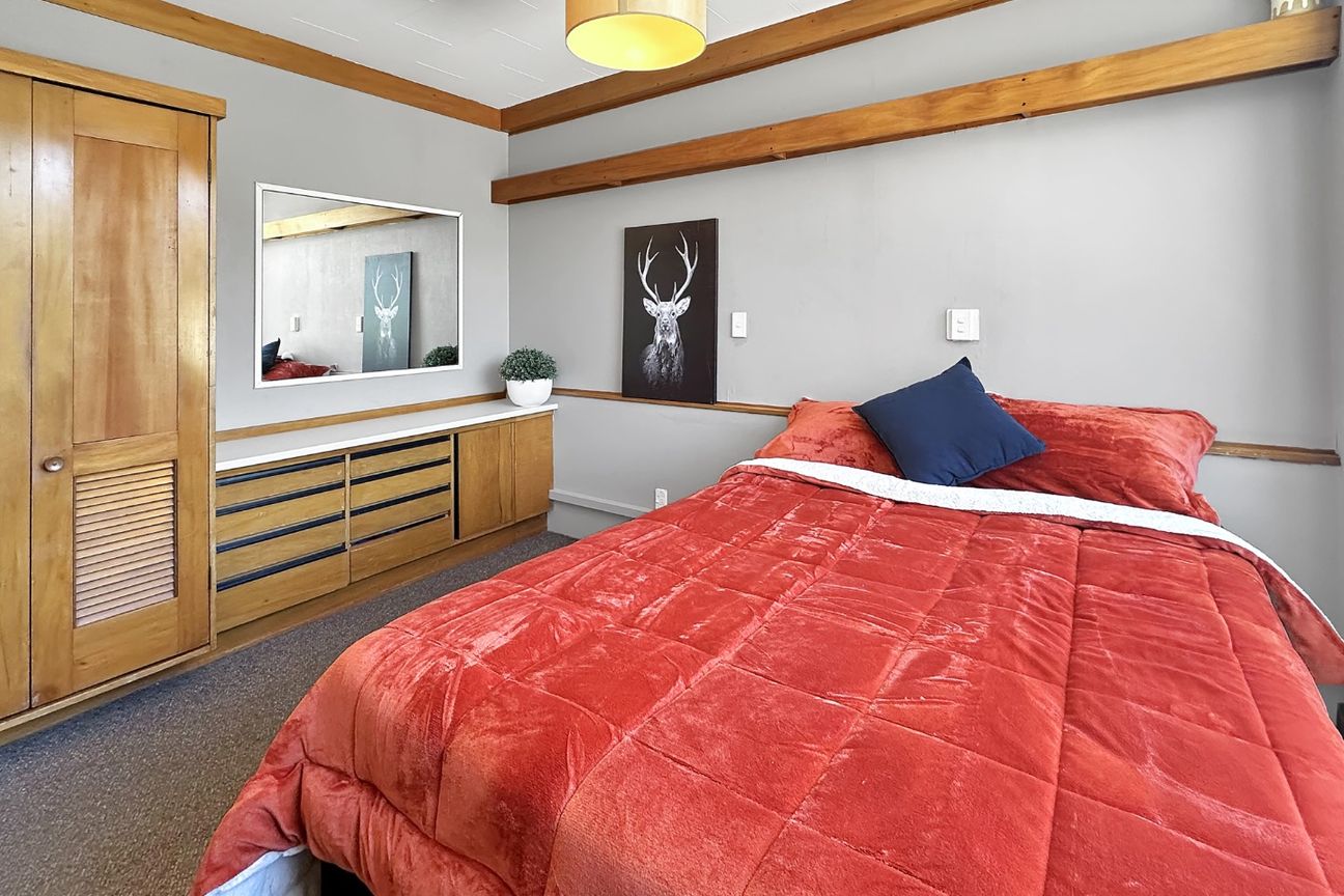 Welcome to Sharella Living - Vista 5