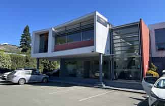 Ground Floor Commercial Space - 20 Oxford Street