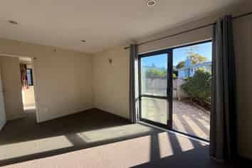 26 Nile Road, Kelston