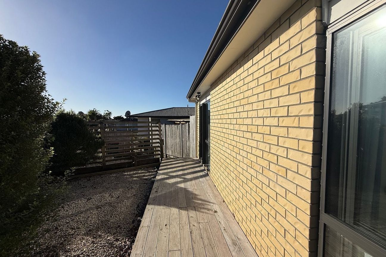 Stand alone 2 bedroom brick and tile – pohled 2