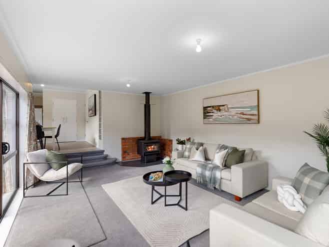 136 Moores Valley Road, Wainuiomata