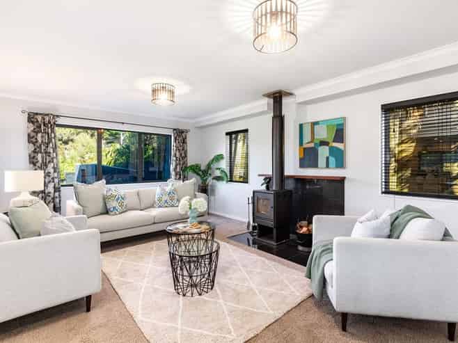 21 McEwen Crescent, Riverstone Terraces