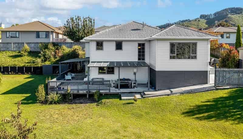 21 McEwen Crescent, Riverstone Terraces